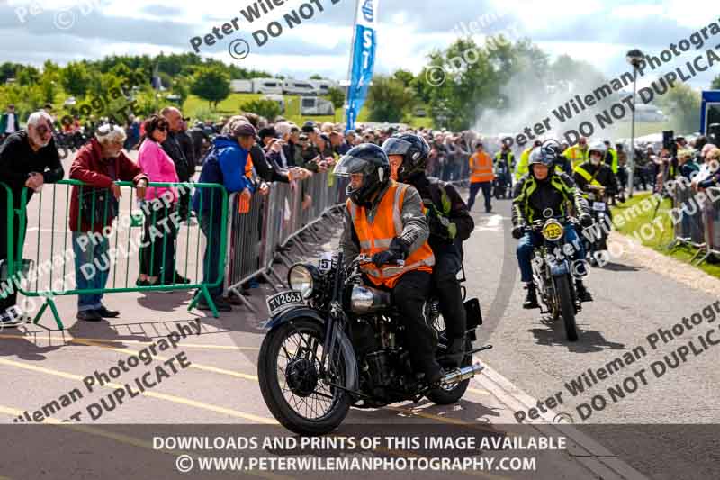 Vintage motorcycle club;eventdigitalimages;no limits trackdays;peter wileman photography;vintage motocycles;vmcc banbury run photographs